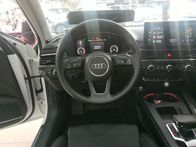 Audi A4L — Фото автомобиля 10