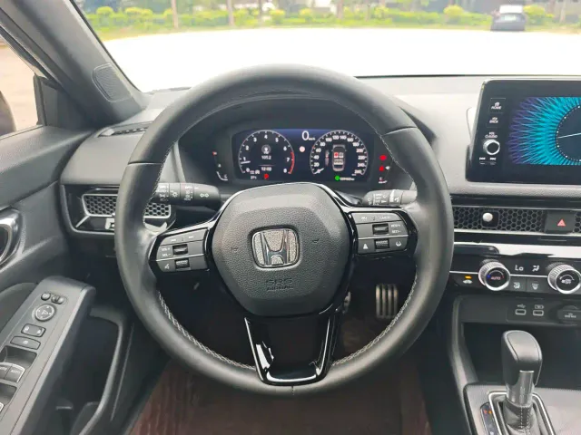 Honda Civic — Фото автомобиля 16