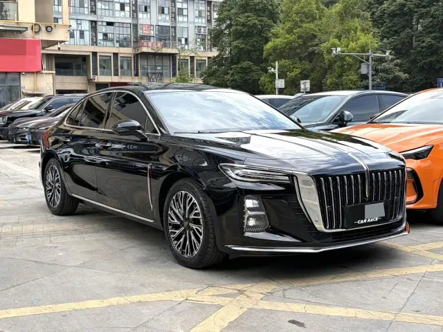 Hongqi H5 — Фото автомобиля 3