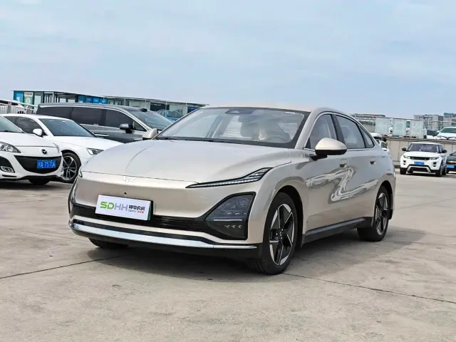 Фотография автомобиля — Wuling Starlight