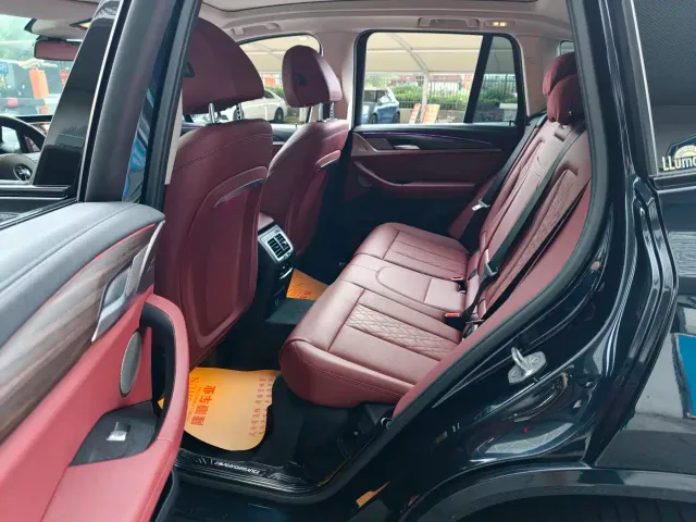BMW X3 — Фото автомобиля 4