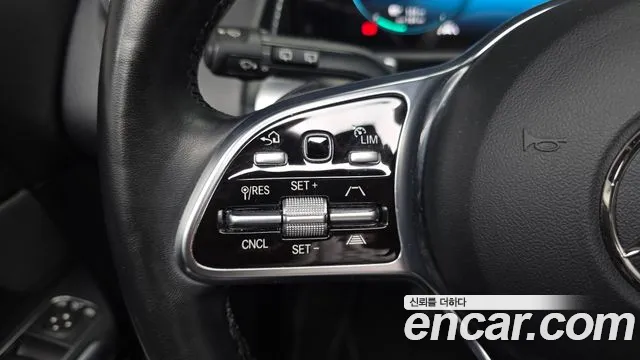 Mercedes-Benz EQB X243 — Фото автомобиля 24