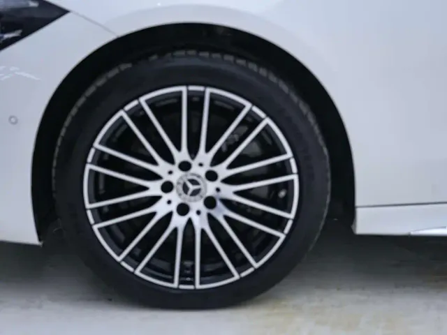 Mercedes-Benz C-Class — Фото автомобиля 8