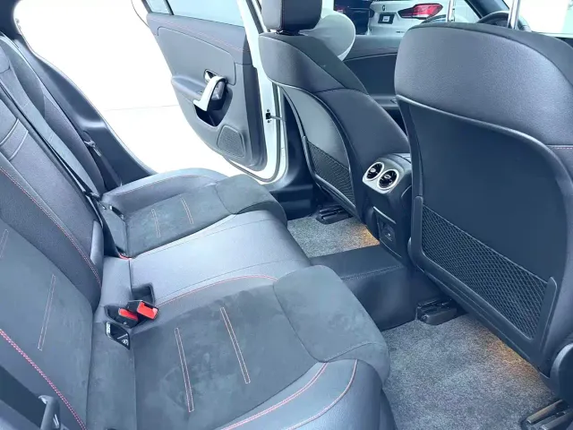 Mercedes-Benz A-Class — Фото автомобиля 9