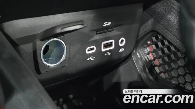 ChevroletGMDaewoo Trailblazer Trailblazer 1.3 турбо 4WD — Фото автомобиля 11