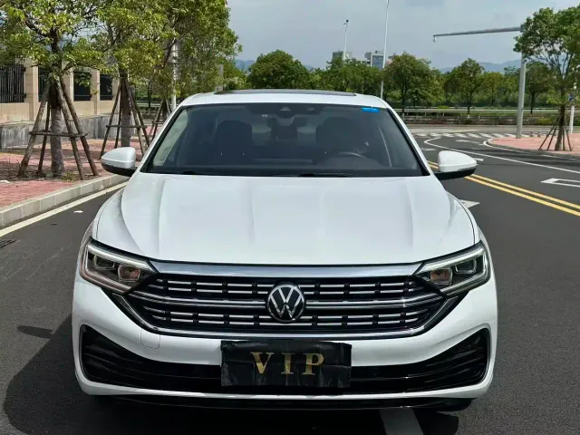 Volkswagen Sagitar — Фото автомобиля 2