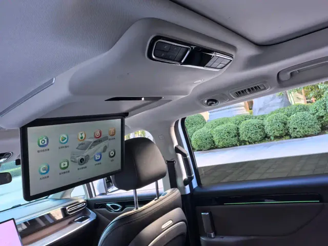 GAC Trumpchi E8 — Фото автомобиля 19