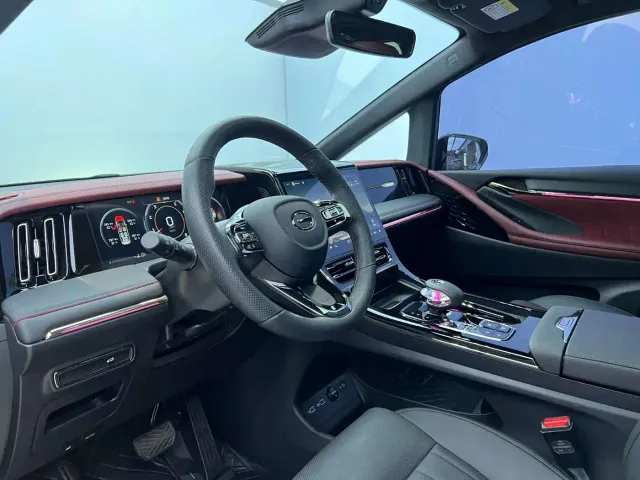 GAC Trumpchi M8 — Фото автомобиля 7