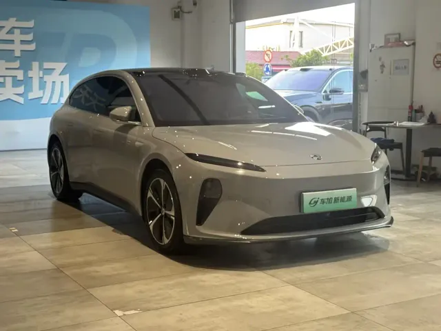 Nio ET5 Touring — Фото автомобиля 3