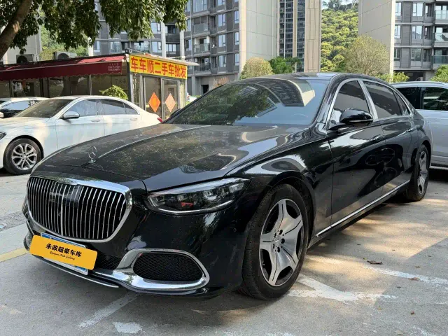 Фотография автомобиля — Mercedes-Benz Maybach S-Class