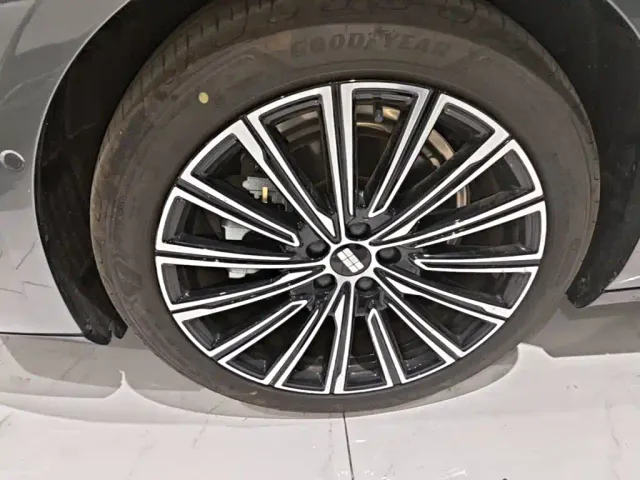 Geely Galaxy Xingyao 8 — Фото автомобиля 22