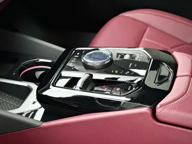 BMW 5 Series — Фото автомобиля 9