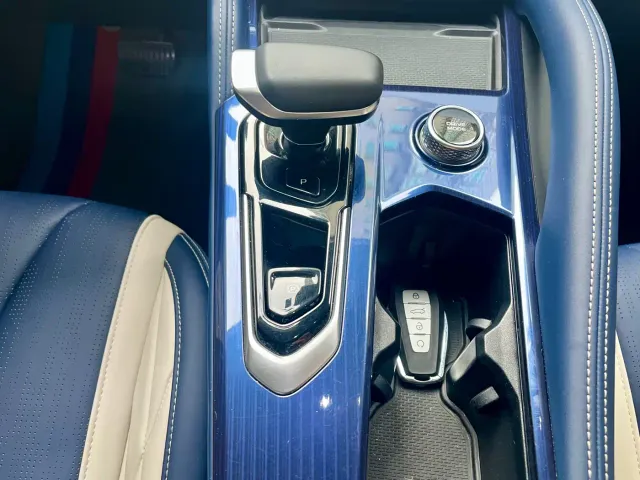 Geely Xingyue L — Фото автомобиля 18