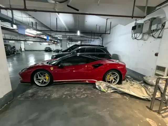 Ferrari F8 — Фото автомобиля 11