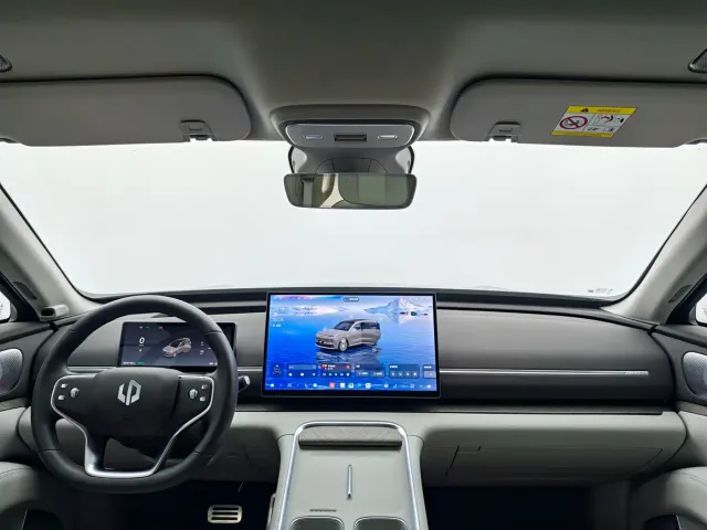Leapmotor D Series — Фото автомобиля 3