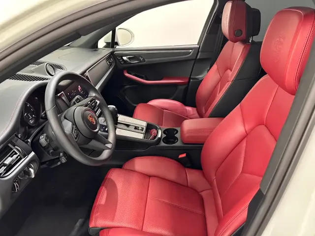 Porsche Macan — Фото автомобиля 18