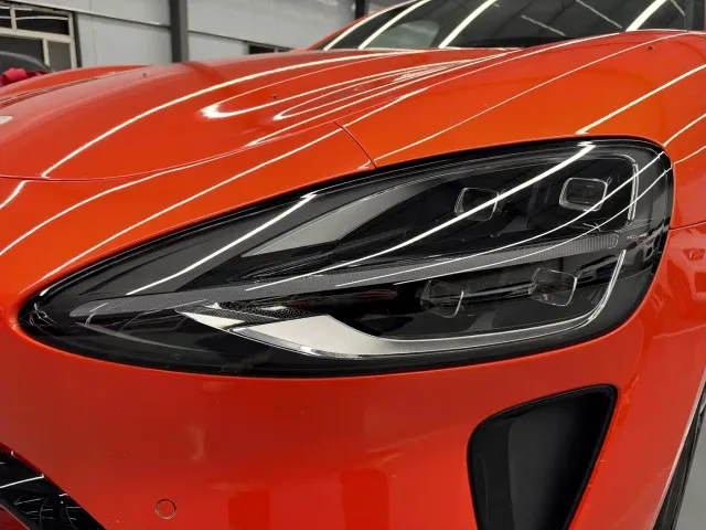 Xiaomi SU7 — Фото автомобиля 25