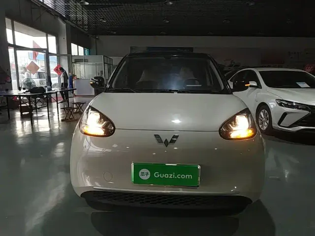 Wuling Bingo — Фото автомобиля 2
