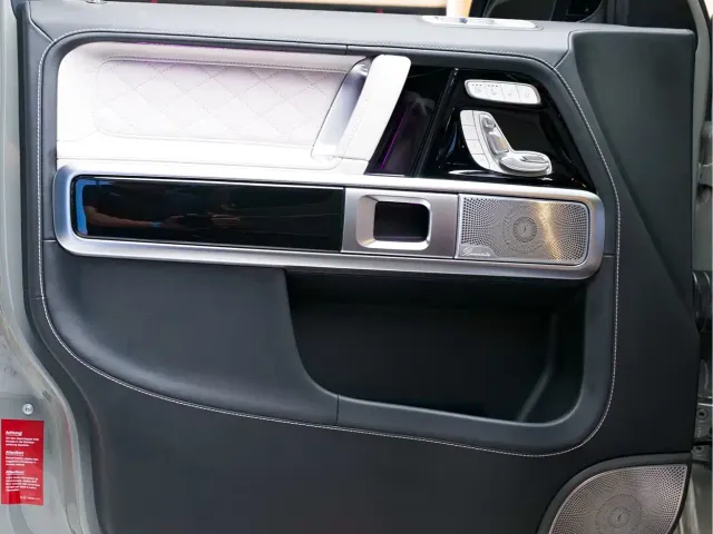 Mercedes-Benz G-Class — Фото автомобиля 9