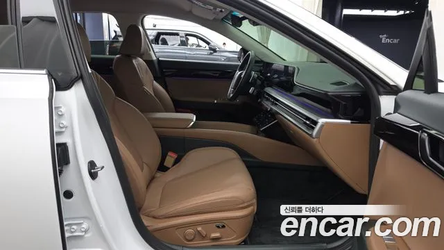 Hyundai Grandeur GN7 — Фото автомобиля 11