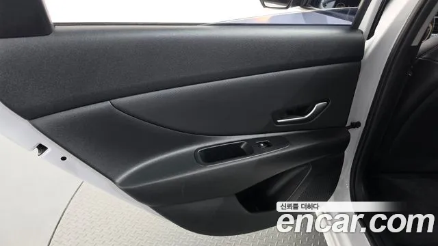Hyundai Avante — Фото автомобиля 14