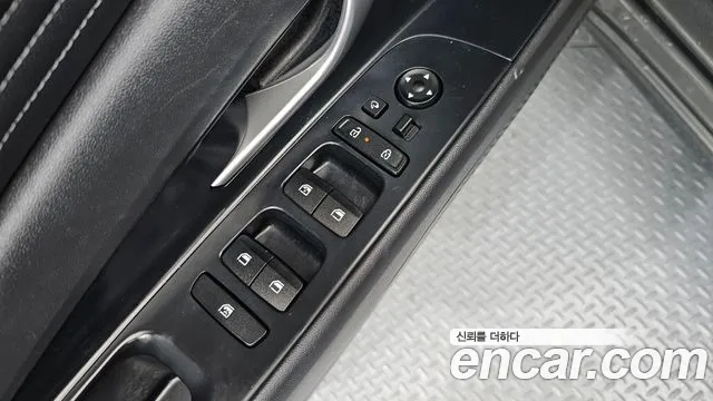 Hyundai Avante CN7 — Фото автомобиля 27