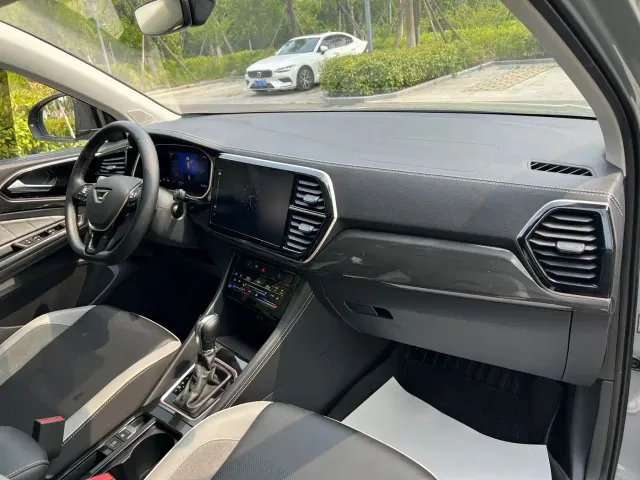 Jetta VS7 — Фото автомобиля 24