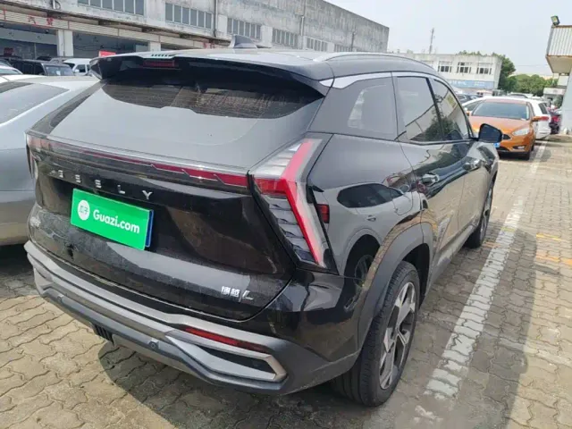 Geely Boyue L — Фото автомобиля 6