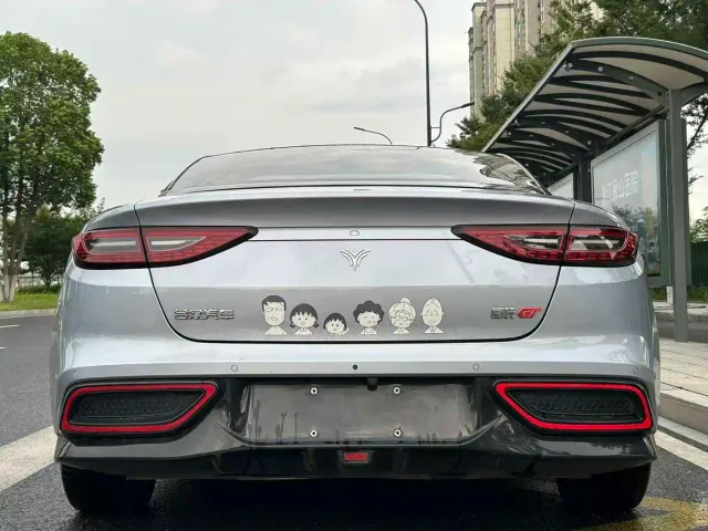 Hozon Neta GT — Фото автомобиля 11