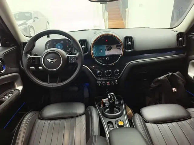 MINI Countryman — Фото автомобиля 9
