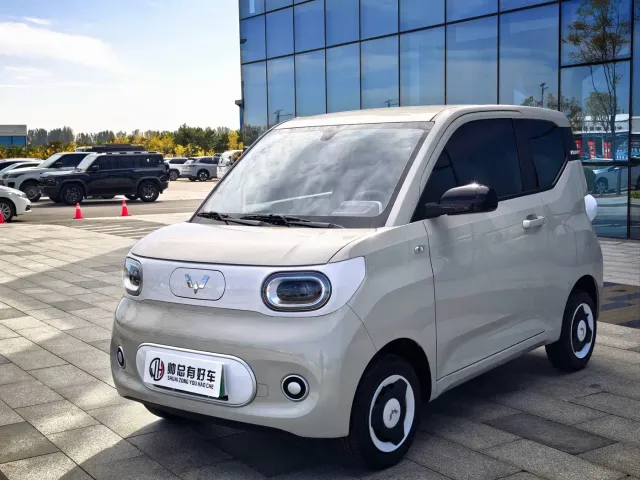 Фотография автомобиля — Wuling Hongguang Mini EV