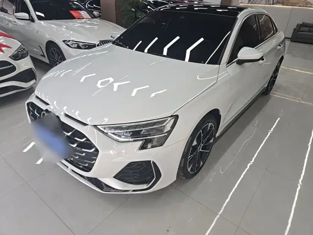Фотография автомобиля — Audi A3