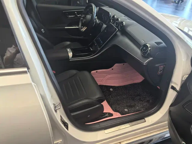 Mercedes-Benz C-Class — Фото автомобиля 13