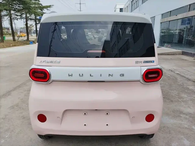 Wuling Hongguang Mini EV — Фото автомобиля 5