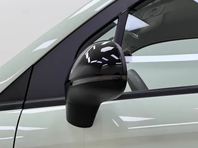 Leapmotor T03 — Фото автомобиля 11