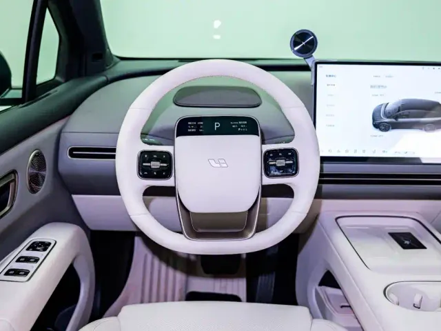 Li Auto i6 — Фото автомобиля 11