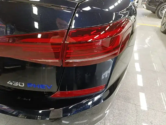 Volkswagen Passat — Фото автомобиля 7