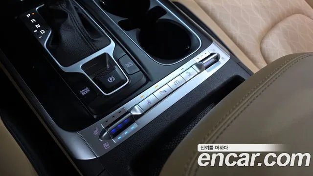 Kia Canival Carnival 4 поколение 9 мест Prestige — Фото автомобиля 17