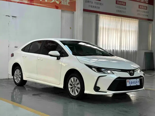 Toyota Corolla — Фото автомобиля 3