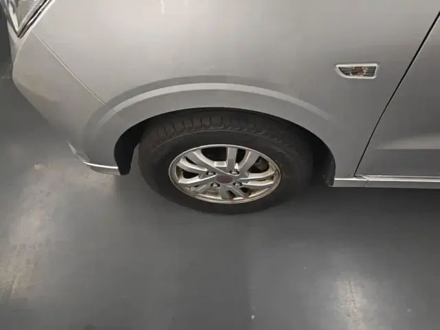 Wuling Hongguang — Фото автомобиля 22