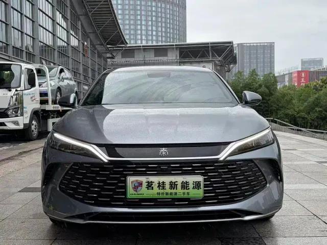 BYD Qin L — Фото автомобиля 2