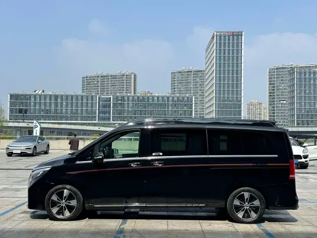 Mercedes-Benz V-Class — Фото автомобиля 5