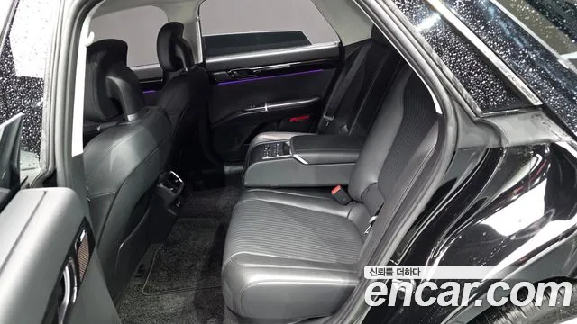 Hyundai Grandeur Grandeur (GN7) 3.5 Бензин 2WD — Фото автомобиля 11