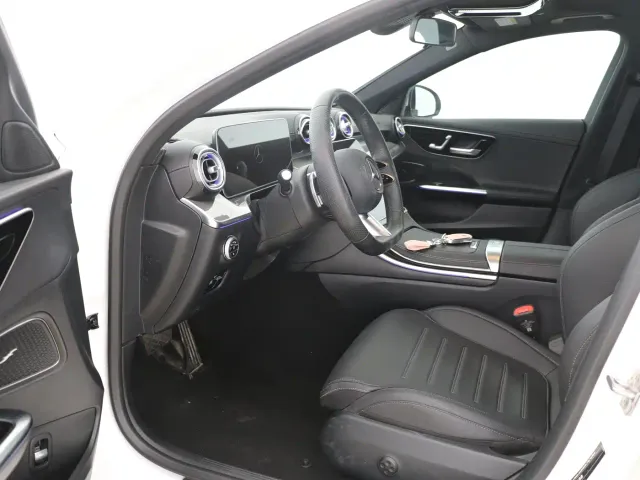 Mercedes-Benz C-Class — Фото автомобиля 6