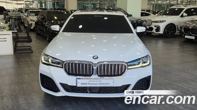 BMW 5 Series G30 — Фото автомобиля 3