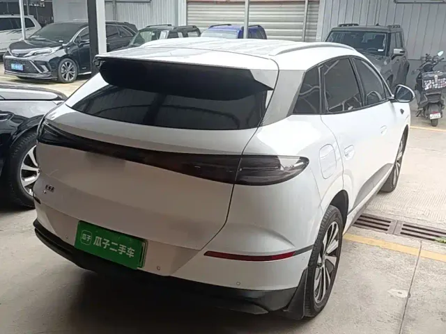 BYD Sealion 06 — Фото автомобиля 6