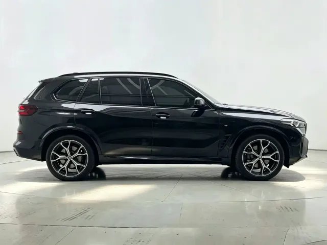BMW X5 — Фото автомобиля 6