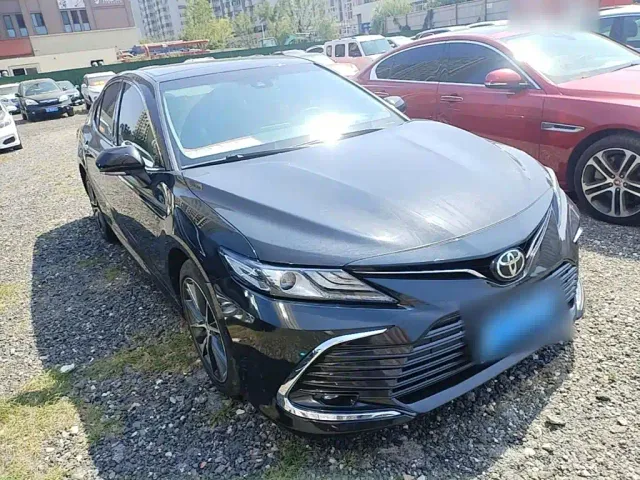 Toyota Camry — Фото автомобиля 3