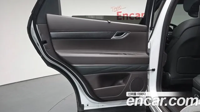 Genesis GV80 2.5T Бензин AWD — Фото автомобиля 18