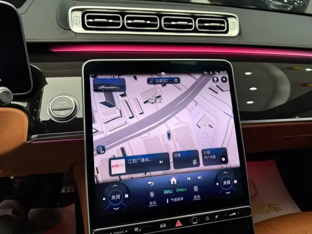 Mercedes-Benz S-Class — Фото автомобиля 19